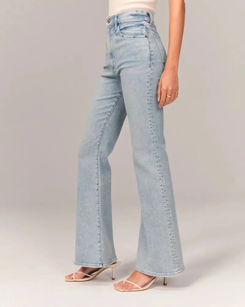 UltraStretch™ Flared Jeans